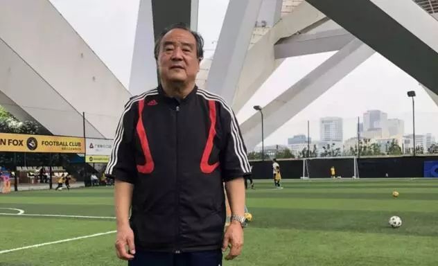  足坛名宿执教青年军，青训体系结出硕果