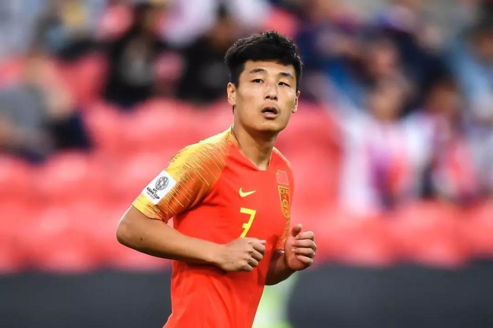  那不勒斯替补建功，客场险胜保留希望  