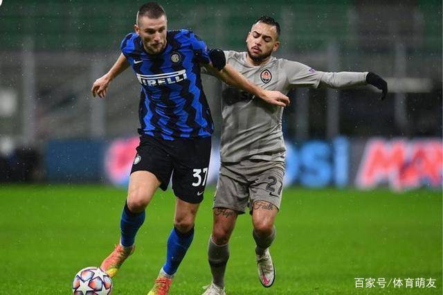  门将神勇扑救保清白，零封对手成就经典战役